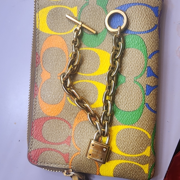 MICHAEL KORS Logo Padlock Charm Bracelet in Rose Gold - Picture 2 of 4